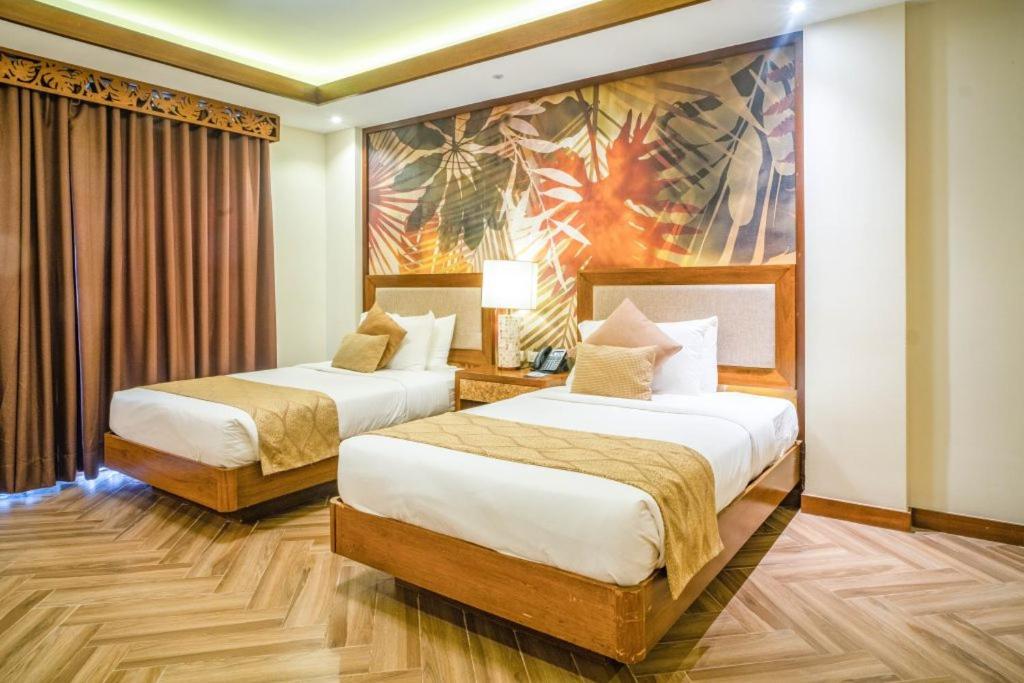 La Jolla Luxury Beach Resort Bagac Ngoại thất bức ảnh
