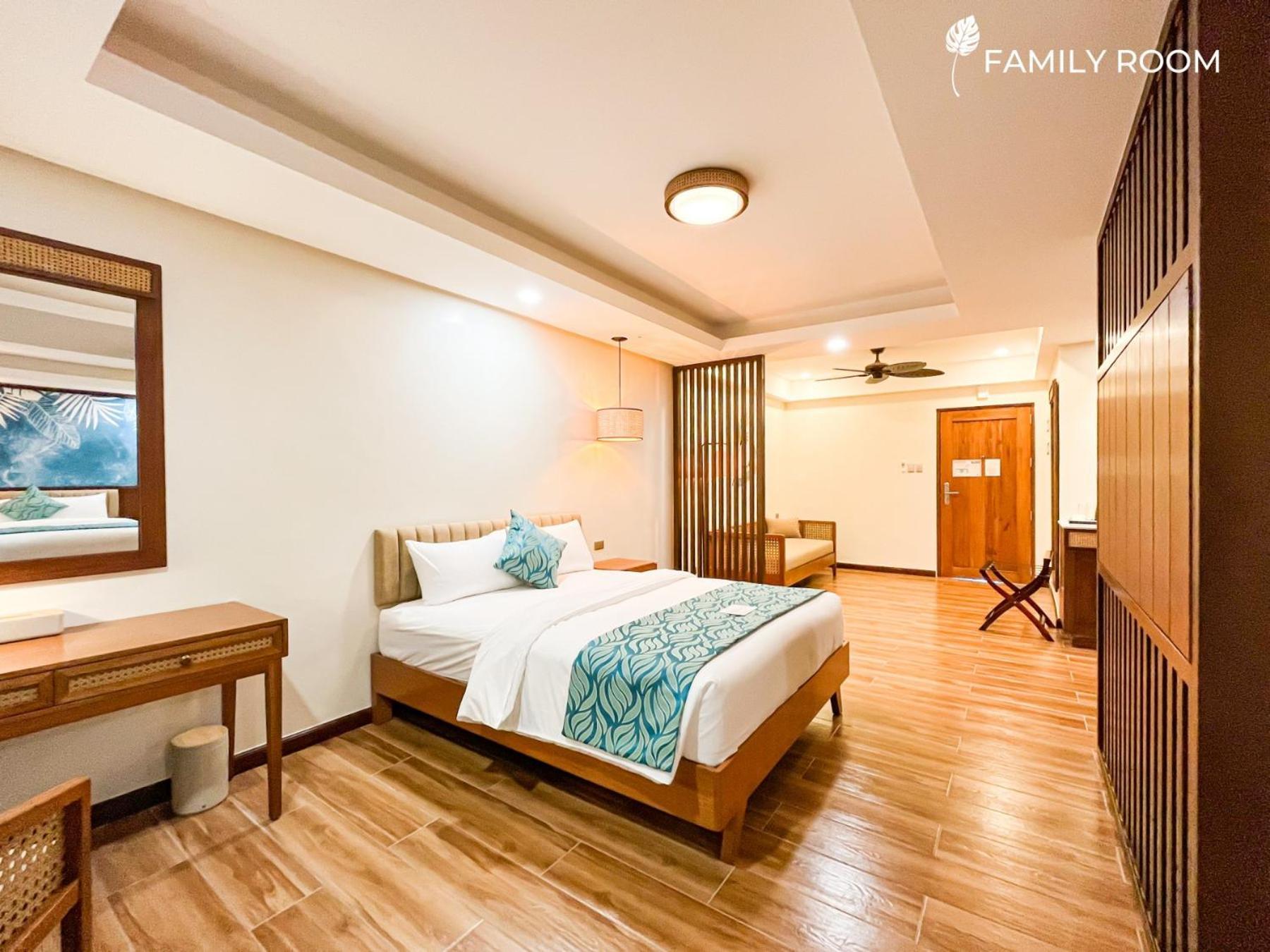 La Jolla Luxury Beach Resort Bagac Ngoại thất bức ảnh