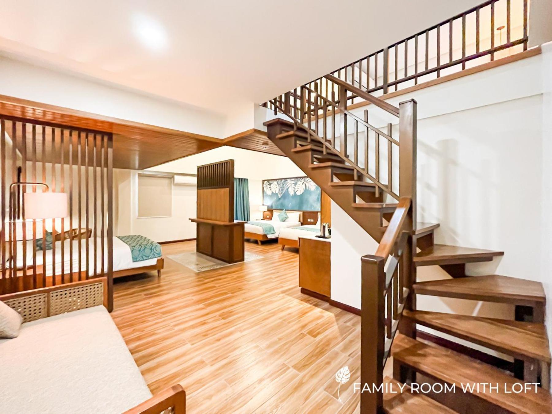 La Jolla Luxury Beach Resort Bagac Ngoại thất bức ảnh