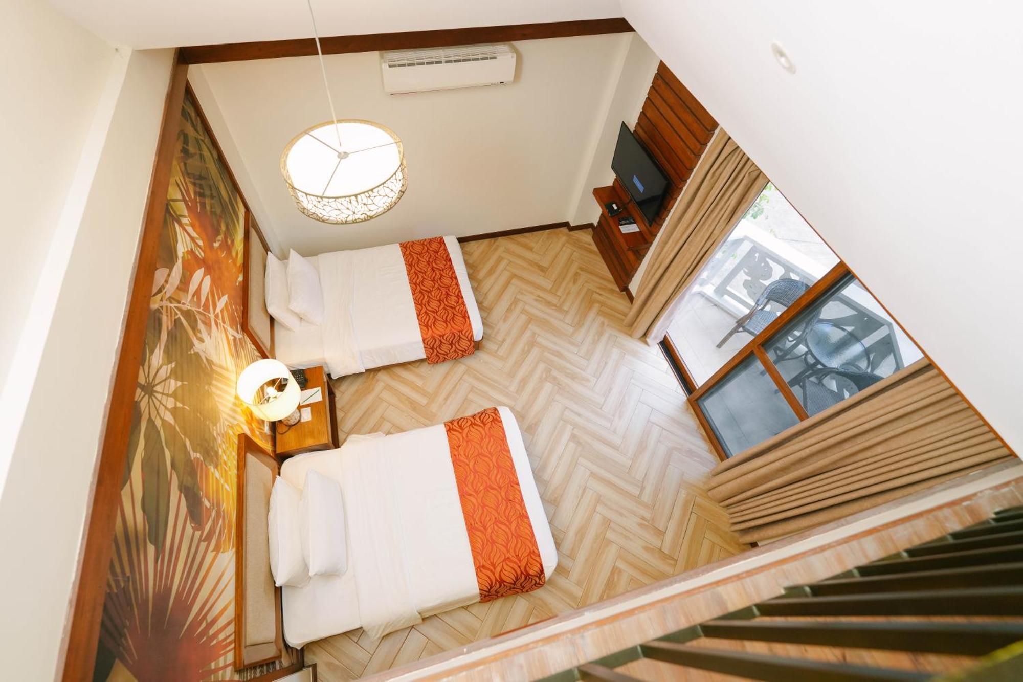 La Jolla Luxury Beach Resort Bagac Ngoại thất bức ảnh
